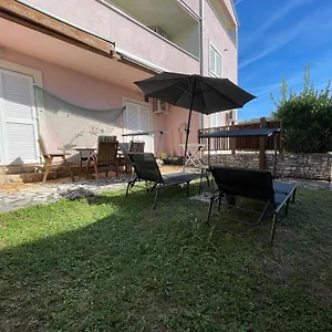 App Rebecca Apartment